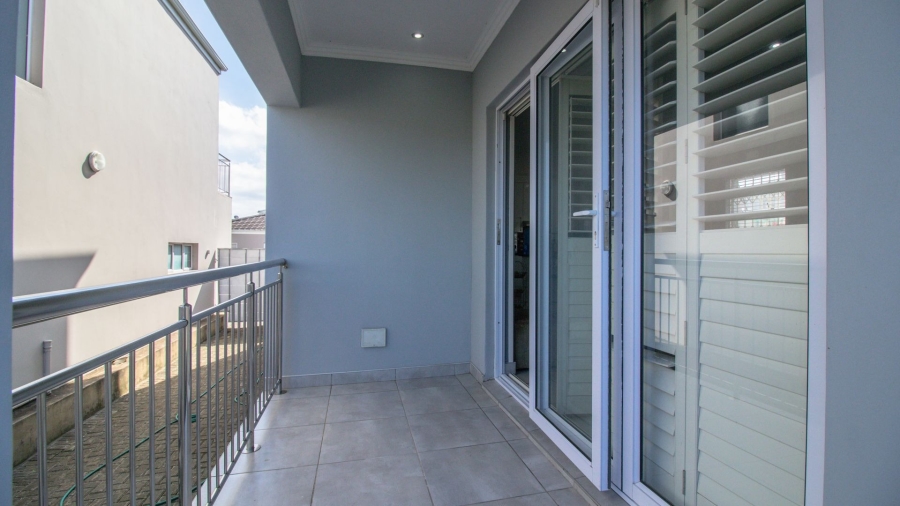 3 Bedroom Property for Sale in Nahoon Valley Park Eastern Cape